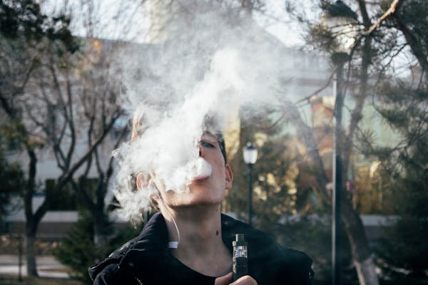 5 façons dont la vape aide à surmonter la dépendance au tabac